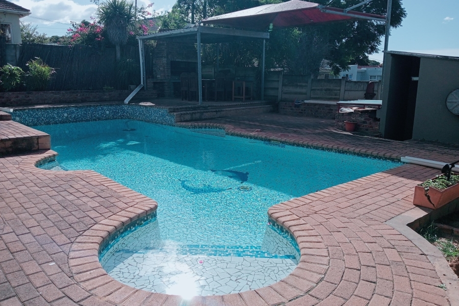 4 Bedroom Property for Sale in Mosel Eastern Cape